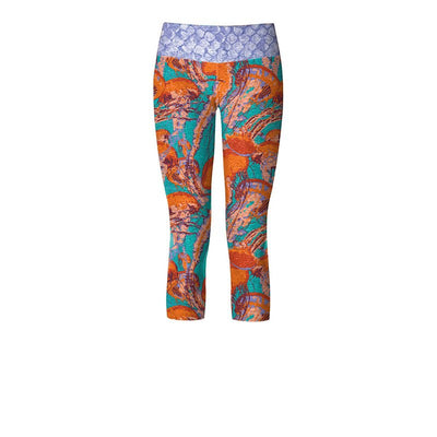 Snapper Women's Capri Yoga Pants - aquaflauge